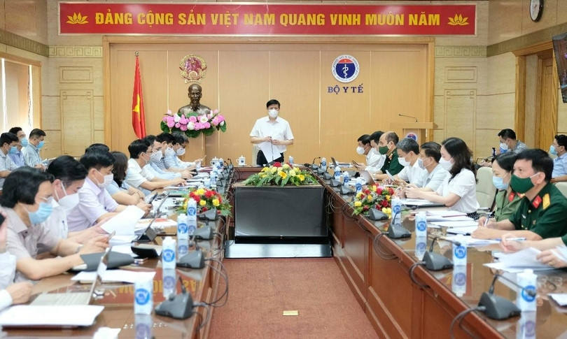 Bộ trưởng Bộ Y tế Nguyễn Thanh Long chỉ đạo tại cuộc họp (Ảnh - Trần Minh) Bộ trưởng Bộ Y tế Nguyễn Thanh Long chỉ đạo tại cuộc họp (Ảnh - Trần Minh)
