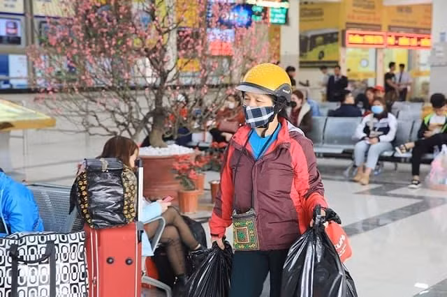 Người dân về quê ăn tết (Ảnh minh hoạ) 