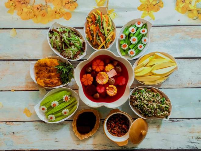 Bữa ăn đa dạng, đủ chất dinh dưỡng (Ảnh minh hoạ)