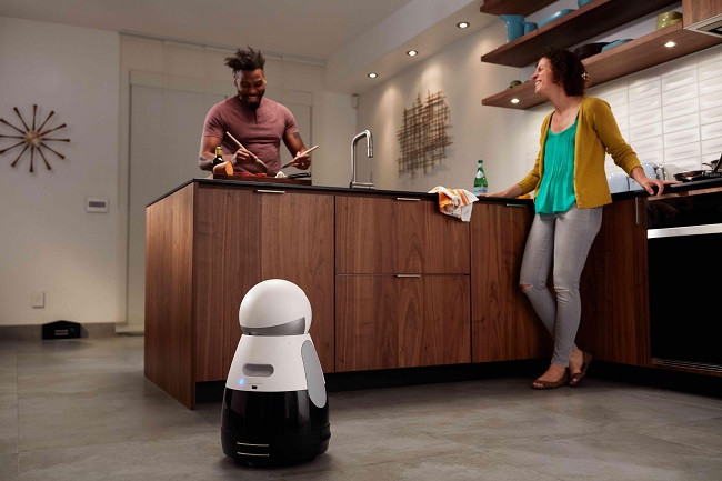 Robot Kuri - thành viên mới dễ thương trong gia đình bạn ảnh 1