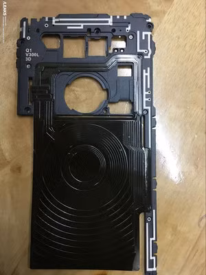 So sánh Galaxy Note 8 và LG V30: Đều khổng lồ và mạnh mẽ ảnh 5