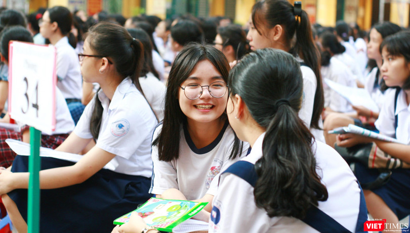 Thí sinh dự thi tuyển sinh vào lớp 10 tại TP.HCM
