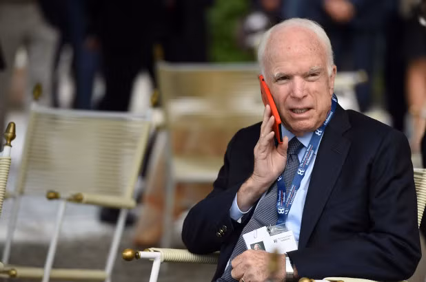 Thượng nghị sĩ John McCain đã công kích tổng thống Trump vì gọi điện chúc mừng ông Putin thắng cử trong cuộc bầu cử tổng thống Nga vừa qua.