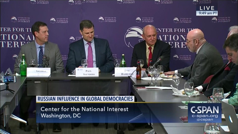 Các chuyên gia, lãnh đạo cấp cao của National Interest.