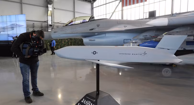 Tên lửa hành trình mới và hiện đại nhất của Mỹ JASSM.