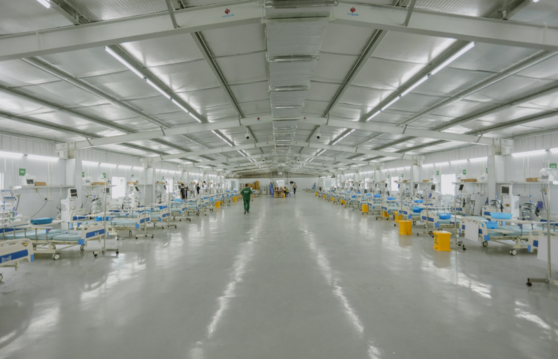 Trung tâm hồi sức tích cực người bệnh COVID-19 trực thuộc Bệnh viện Hữu nghị Việt Đức với quy mô 500 giường sẵn sàng tiếp nhận điều trị những bệnh nhân COVID-19 nặng (Ảnh - BVCC)
