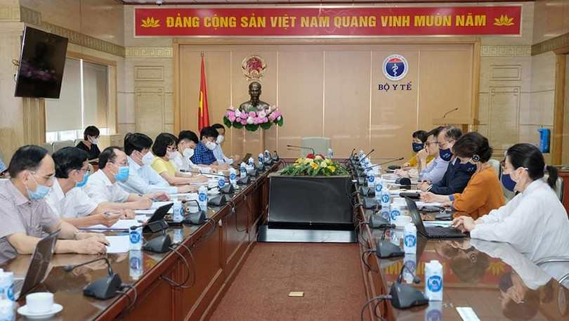 Bộ trưởng Bộ Y tế Nguyễn Thanh Long làm việc với WHO tại Việt Nam bàn về các biện pháp ứng phó với dịch COVID-19 (Ảnh - Trần Minh)