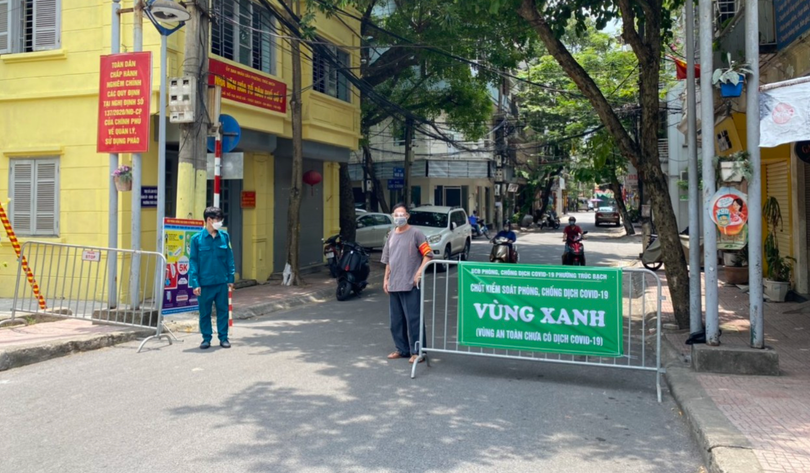 Chốt bảo vệ "vùng xanh" ở quận Ba Đình (Ảnh - UBND Q. Ba Đình) Chốt bảo vệ "vùng xanh" ở quận Ba Đình (Ảnh - UBND Q. Ba Đình)