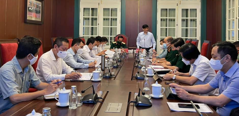 Bộ trưởng Bộ Y tế Nguyễn Thanh Long phát biểu tại cuộc họp (Ảnh - BYT) 