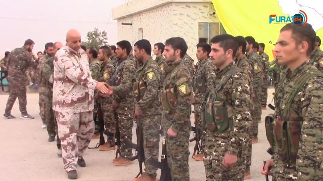 Lực lượng SDF do Mỹ tài trợ, huấn luyện là đội quân ủy nhiệm của Mỹ tại Syria trong cuộc chiến chống IS.