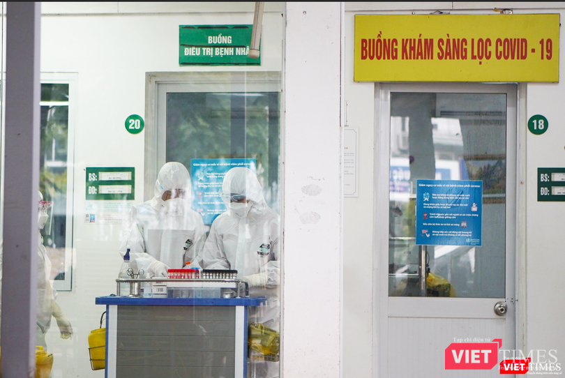 Khu vực khám sàng lọc COVID-19 (Ảnh - Minh Nhật)