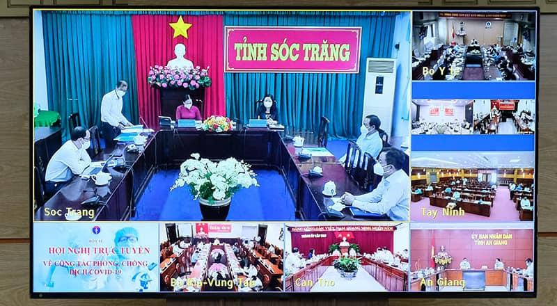 Các tỉnh, thành phố hợp trực tuyến với Bộ Y tế (Ảnh - Trần Minh)