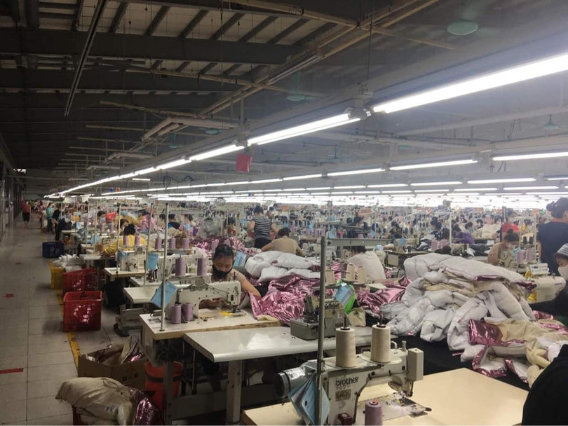 Hàng nghìn công nhân làm việc ở công ty may tại Bắc Giang (Ảnh - Hoàng Dương) Hàng nghìn công nhân làm việc ở công ty may tại Bắc Giang (Ảnh - Hoàng Dương)