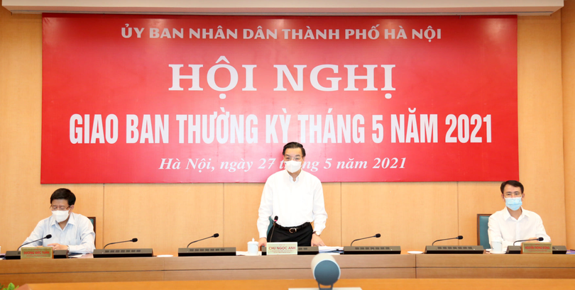 Ông Chu Ngọc Anh - Chủ tịch UBND TP. Hà Nội - chủ trì hội nghị giao ban thường kỳ (Ảnh - Xuân Hải) 