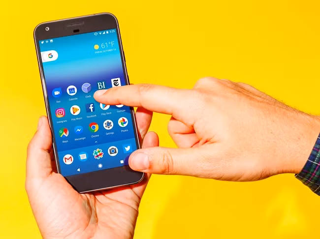 Điện thoại "trong mơ" kết hợp từ 8 smartphone khác nhau ảnh 6