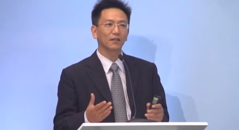 Ông Đào Giải, giáo sư khoa Anh ngữ và Nghiên cứu Quốc tế tại Đại học Bắc Kinh.