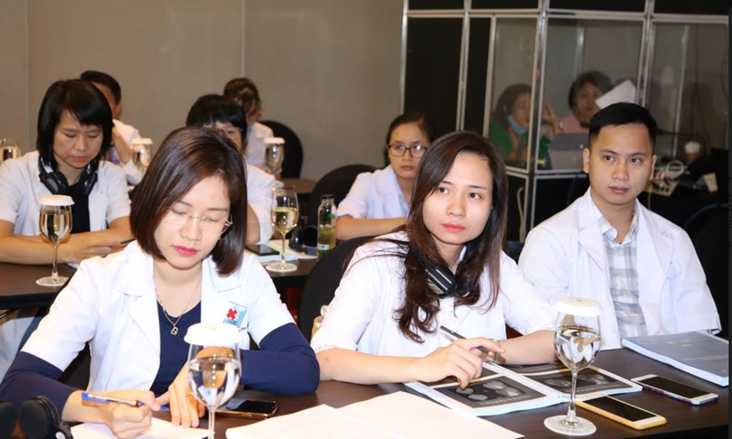 Các bác sĩ tham dự buổi lễ (Ảnh: BTC) Các bác sĩ tham dự buổi lễ (Ảnh: BTC)