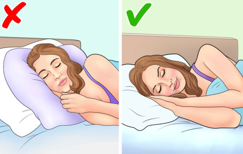 Nằm gối thấp để cổ không bị đau (Ảnh: Brightside)