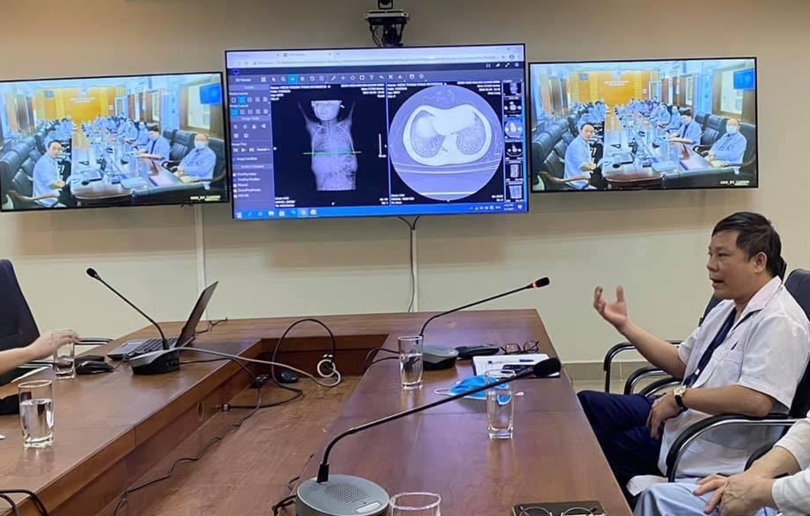 Các chuyên gia thảo luận về ca bệnh (Ảnh - BVCC)