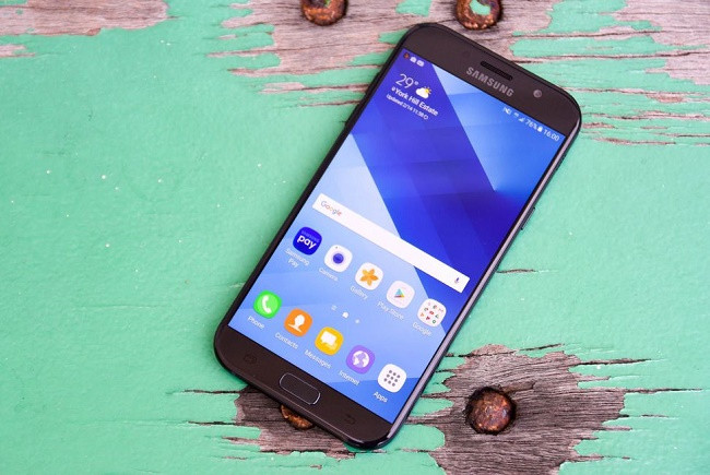 6 smartphone có thời lượng pin “khủng” nhất ảnh 5