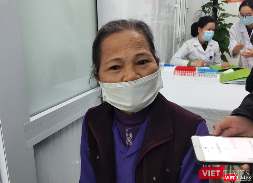 Bà Đ.T.N., , 66 tuổi, sống ở Ba Vì, Hà Nội (Ảnh - Minh Thuý)