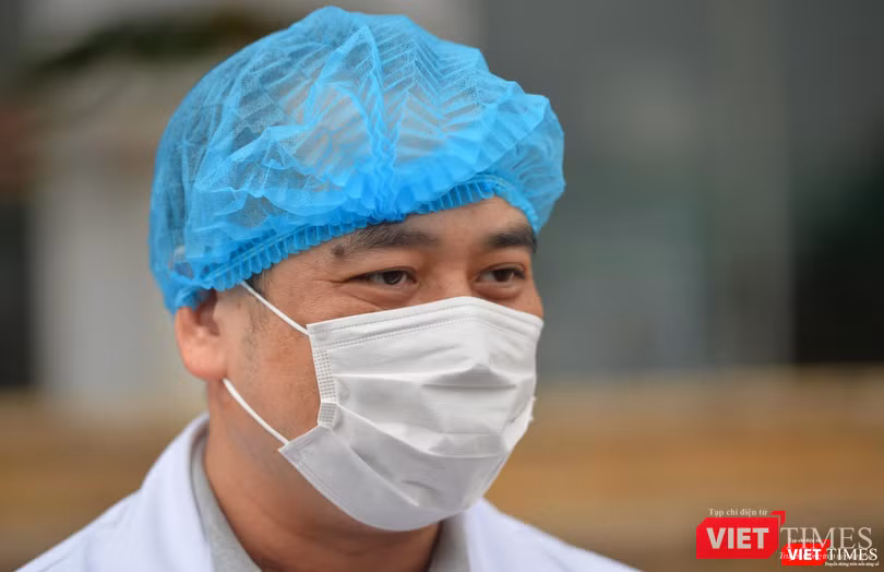 BS CKII. Nguyễn Trung Cấp – Phó Giám đốc Bệnh viện Bệnh Nhiệt đới Trung ương (Ảnh - Hoàng Anh)