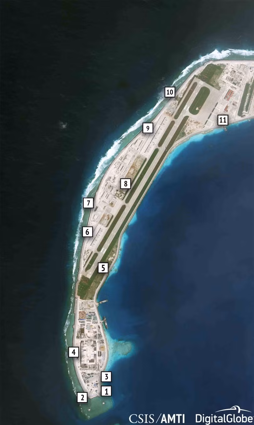 Ảnh trên Đá Vành Khăn.