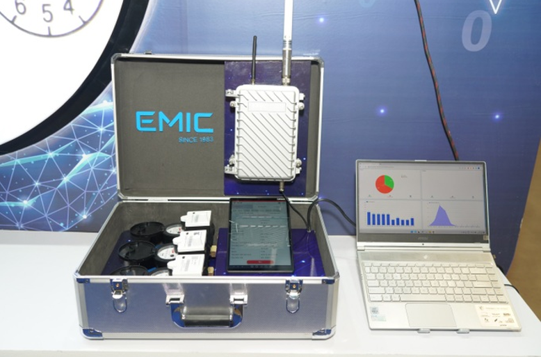 Sản phẩm đồng hồ thông minh EMIC (Ảnh: Gelex Electric) Sản phẩm đồng hồ thông minh EMIC (Ảnh: Gelex Electric)