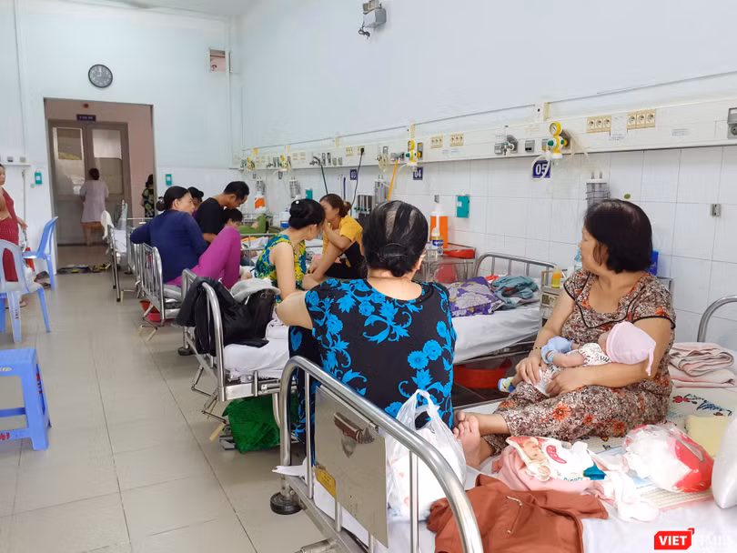 Nắng nóng gay gắt khiến nhiều trẻ em phải nhập viện