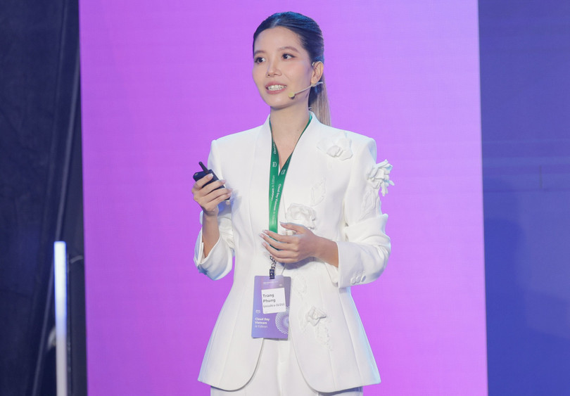 Bà Trang Phùng - CEO U2U Network