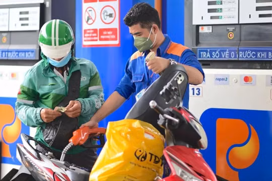 Xả quỹ bình ổn hơn 5.000 tỷ, giá xăng dầu hôm nay thế nào?