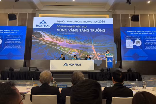 Gần 1.000 cổ đông Hòa Phát dự ĐHĐCĐ, bàn quyền lợi sát sườn mang tên "cổ tức"