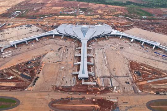 Thấy gì từ việc ACV tăng tốc rót vốn mạnh vào dự án sân bay Long Thành?