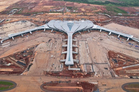 Thấy gì từ việc ACV tăng tốc rót vốn mạnh vào dự án sân bay Long Thành?