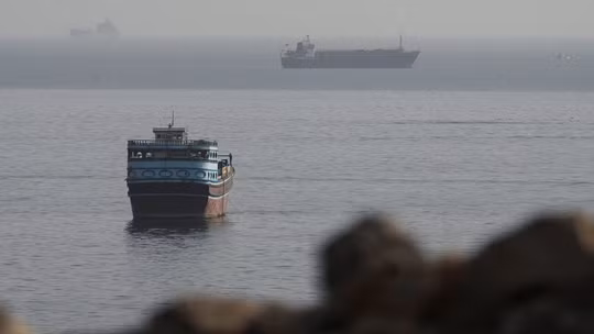 Iran tiết lộ thỏa thuận với Oman đang ở “giai đoạn cuối”, chờ Mỹ hành động để mở cửa Hormuz