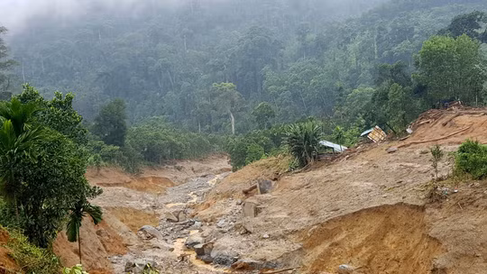 Cảnh báo khẩn: Mưa lớn có thể gây lũ quét, sạt lở, sụt lún đất tại nhiều tỉnh Bắc Bộ
