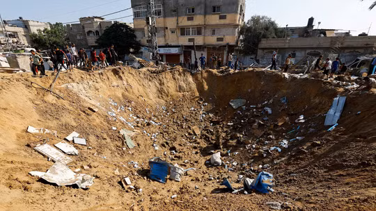 Israel mở đợt không kích mới vào Gaza khiến 2 người thiệt mạng, nhiều kho thuốc bị xóa sổ