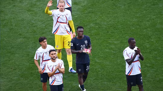 Tuyển Mỹ ngậm ngùi rời World Cup 2026: Đặc quyền từ FIFA không cứu nổi thất bại 1-4 trước Bỉ