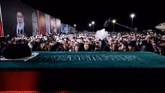 Linh cữu cố Lãnh tụ Tối cao Iran được chuyển đến thánh địa của người Hồi giáo Shia ở Iraq