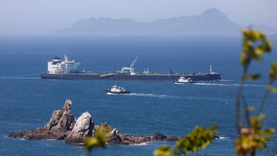 Căng thẳng leo thang ở Hormuz: 3 tàu dầu bị tấn công, nỗi lo an ninh năng lượng toàn cầu tái diễn