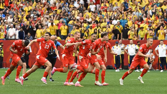 Thụy Sĩ giải lời nguyền 72 năm: Gregor Kobel và bản lĩnh thép quật ngã Colombia tại World Cup 2026