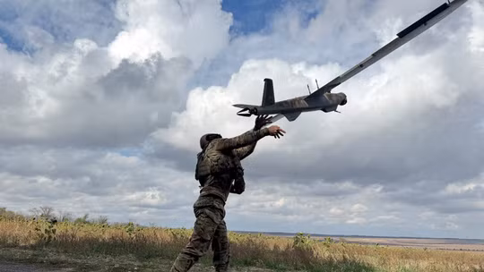 Ukraine điều “bầy đàn UAV” tấn công thành phố Nizhnekamsk Nga, ít nhất 13 người thiệt mạng