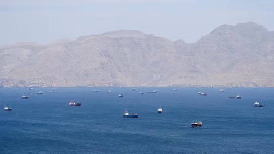 “Bóng ma” xung đột Mỹ - Iran phủ bóng eo biển Hormuz, lưu lượng giao thông giảm xuống mức thấp nhất
