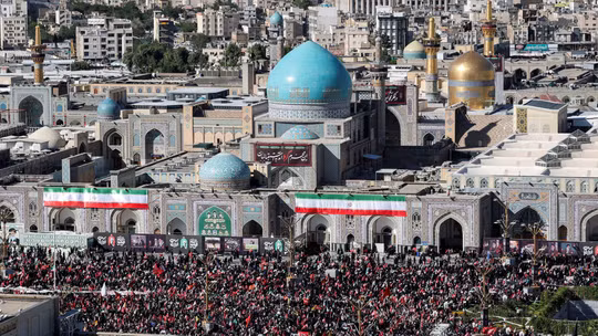 Iran cử hành an táng cố Lãnh tụ Tối cao Ali Khamenei, người kế nhiệm Mojtaba vẫn “bặt vô âm tín”