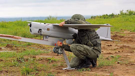 Nga tung drone “bất khả nhiễu”, xuyên lưới phòng thủ đánh thẳng vào trạm điện Ukraine ở tỉnh Sumy