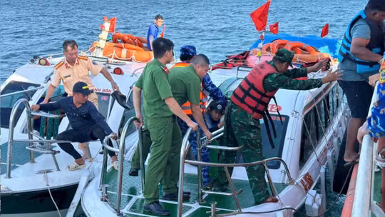 Thủ tướng Chính phủ chỉ đạo khắc phục hậu quả vụ lật ca nô 15 người tử vong ở Phú Quốc