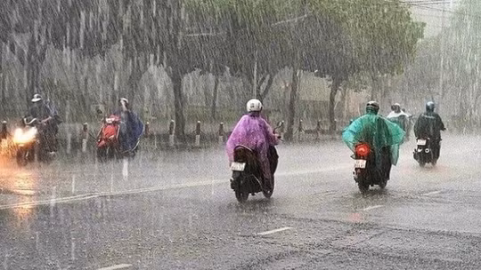 Bắc Bộ và Bắc Trung Bộ sắp bước vào đợt mưa lớn, cảnh báo nhiều hiện tượng thời tiết cực đoan