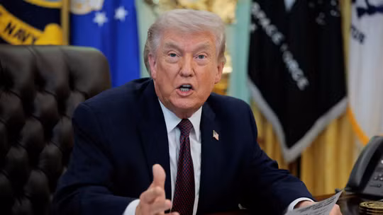 Ông Trump nổi giận, dọa tước giấy phép các đài truyền hình Mỹ vì “phớt lờ” bài phát biểu giờ vàng