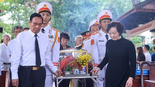 Sau hơn 4 tháng triển khai, chiến dịch 500 ngày đêm đã quy tập gần 1.400 hài cốt liệt sĩ