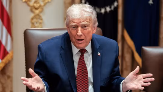 Ông Trump ra "tối hậu thư" với Iran, cảnh báo chỉ còn một cơ hội cuối cùng để ký thỏa thuận